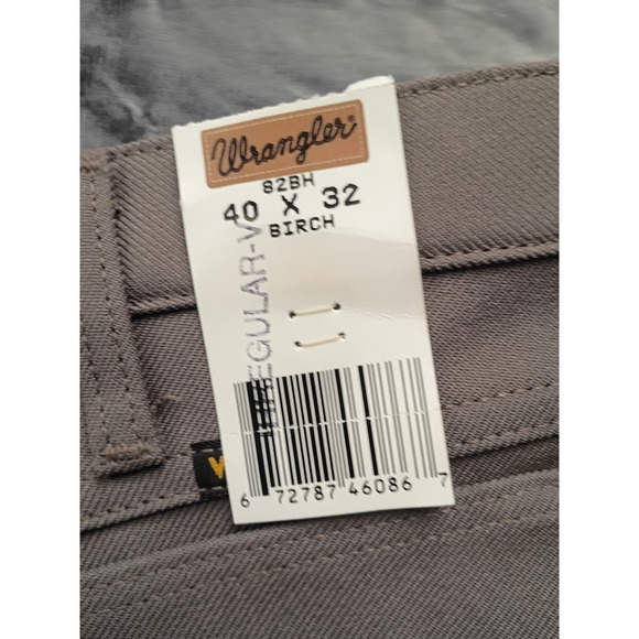 Wrangler Regular Fit 40x32 Birch Tan Straight Leg Mens Pants Made in USA - Picture 7 of 10